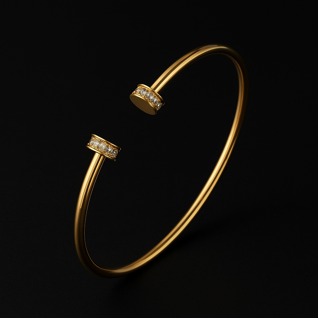 Bangle in Yellow Gold with little Diamonds
